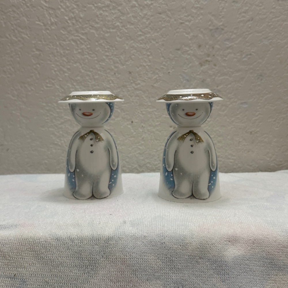 2 Royal Dalton Snowman egg cups & mini salt plates vintage